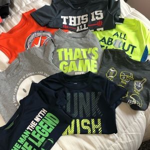 Boys 2T lot of shirts